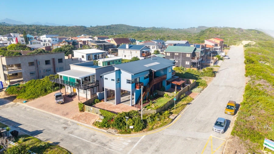 4 Bedroom Property for Sale in Kleinkrantz Western Cape